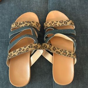 Women’s sandals